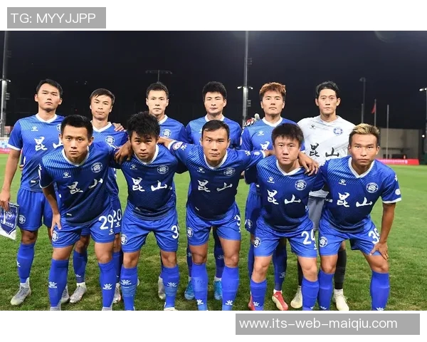 辽宁队迎战客麦隆队全力争胜展现中国足球新风貌